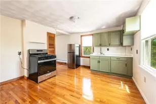 73 Trenton St, Providence, RI 02906 - Photo 18