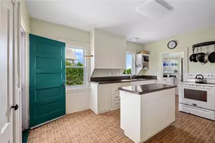 5 Kempton Pl, Little Compton, RI 02837 - Photo 18
