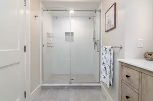 20 E Bowery St, Newport, RI 02840 - Photo 22