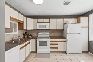 106 Trellis Dr, West Warwick, RI 02893 - Photo 14