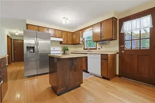 685 Twin Brook Ln, Coventry, RI 02816 - Photo 12
