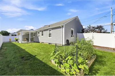 200 Rowe Avenue, Pawtucket, RI 02861 - Photo 28