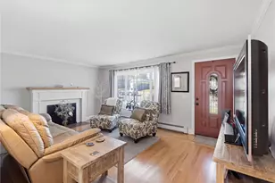 200 Rowe Ave, Pawtucket, RI 02861 - Photo 8