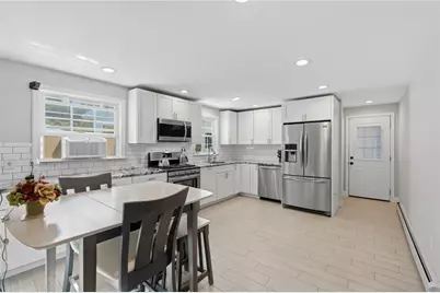 200 Rowe Avenue, Pawtucket, RI 02861 - Photo 2