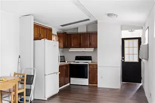 6101 Post Rd, North Kingstown, RI 02852 - Photo 10