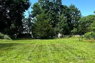 14 Mastuxet Ave, Westerly, RI 02891 - Photo 2