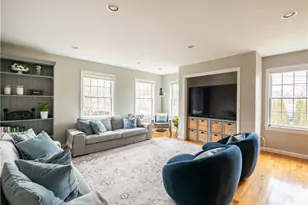 2 Little Ln, Barrington, RI 02806 - Photo 10