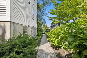 12 Mt Vernon St, Newport, RI 02840 - Photo 40