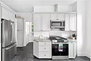 12 Mt Vernon St, Newport, RI 02840 - Photo 18