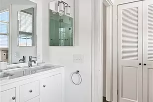 12 Mt Vernon St, Newport, RI 02840 - Photo 22
