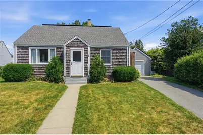 25 King Road, Middletown, RI 02842 - Photo 1
