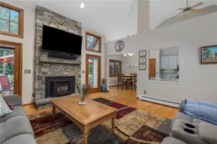 42 Deer Run Dr, West Greenwich, RI 02817 - Photo 16