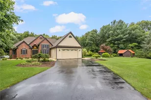 42 Deer Run Dr, West Greenwich, RI 02817 - Photo 12