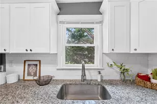 31 Elton Ave, Warwick, RI 02889 - Photo 12
