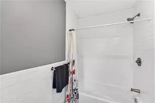 31 Elton Ave, Warwick, RI 02889 - Photo 18