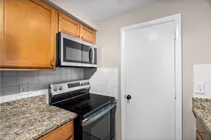50 Carnation St, Pawtucket, RI 02860 - Photo 10