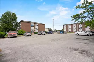 50 Carnation St, Pawtucket, RI 02860 - Photo 2