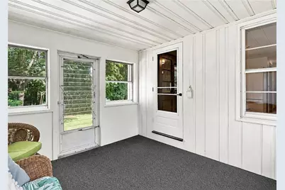 12 Rollins Road, Warwick, RI 02889 - Photo 4