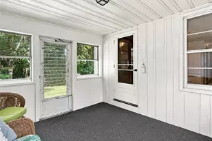 12 Rollins Rd, Warwick, RI 02889 - Photo 4