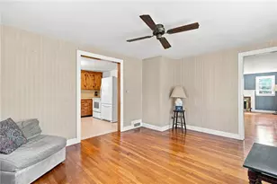 12 Rollins Rd, Warwick, RI 02889 - Photo 10
