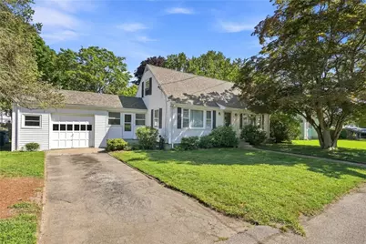 12 Rollins Road, Warwick, RI 02889 - Photo 2