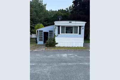 27 Woodward Unit 5 Road, Lincoln, RI 02865 - Photo 1