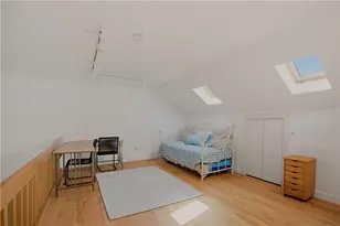 157 Harrison Ave, Newport, RI 02840 - Photo 14