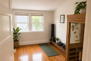 293 Sutton Ave, East Providence, RI 02914 - Photo 14