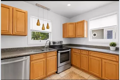 165 Briggs Street, Providence, RI 02905 - Photo 10