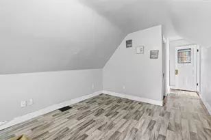 165 Briggs St, Providence, RI 02905 - Photo 12