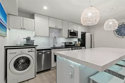 426 Spring Street #B101, Newport, RI 02840 - Photo 8