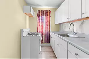 61 Stanwood St, Providence, RI 02907 - Photo 2