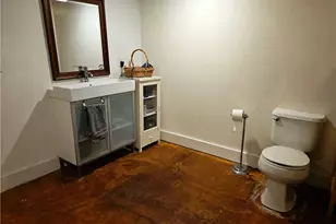 404 Roosevelt Ave, Central Falls, RI 02863 - Photo 16