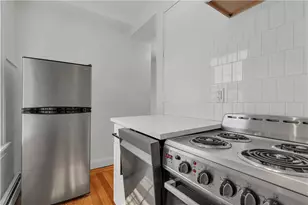 511 Angell St, Providence, RI 02906 - Photo 4