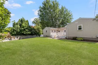 7 Restmere Terrace #A, Middletown, RI 02842 - Photo 30
