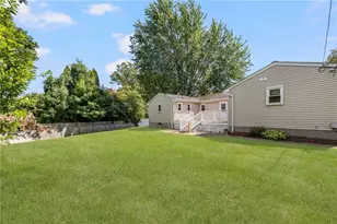 7 Restmere Terrace, Middletown, RI 02842 - Photo 30