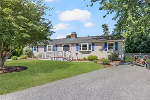 7 Restmere Terrace, Middletown, RI 02842 - Photo 1