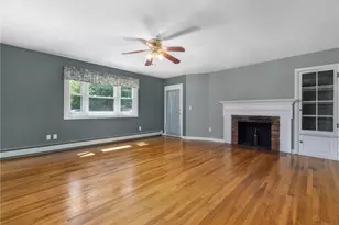 7 Restmere Terrace, Middletown, RI 02842 - Photo 2