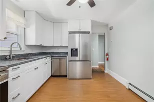 7 Restmere Terrace, Middletown, RI 02842 - Photo 18