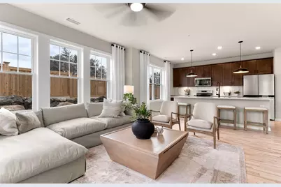 141 East Point Drive #101, East Providence, RI 02916 - Photo 6