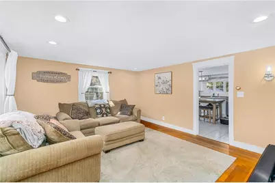538 Bound Road, Woonsocket, RI 02895 - Photo 4