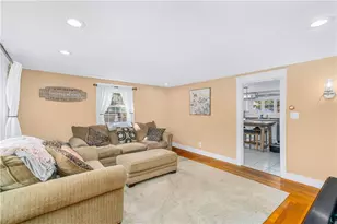 538 Bound Rd, Woonsocket, RI 02895 - Photo 4
