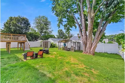 538 Bound Road, Woonsocket, RI 02895 - Photo 38