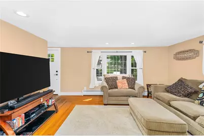 538 Bound Road, Woonsocket, RI 02895 - Photo 6
