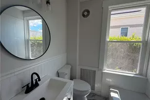 7 Caswell St, Newport, RI 02840 - Photo 20
