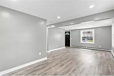 53 Pell Avenue, Warwick, RI 02888 - Photo 8