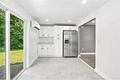 53 Pell Avenue, Warwick, RI 02888 - Photo 6