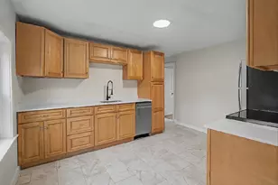 69 Hull St, Warwick, RI 02888 - Photo 10