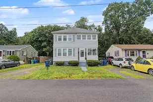 69 Hull St, Warwick, RI 02888 - Photo 4