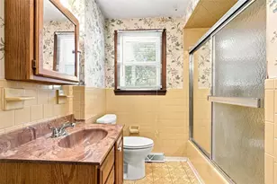 102 Community Rd, Warwick, RI 02889 - Photo 12